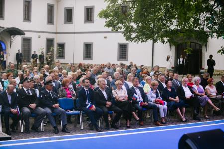 Župan Matej Slapar ob dnevu državnosti »Ko narod stoji odločno, z vero v svoje vrednote in pravice, postane nepremagljiv.«  (66)